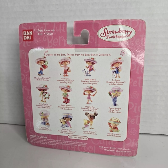Vintage Bandai Strawberry Shortcake Berry Sweet Wearables Keychain Jumpin' Fun - Picture 4 of 5